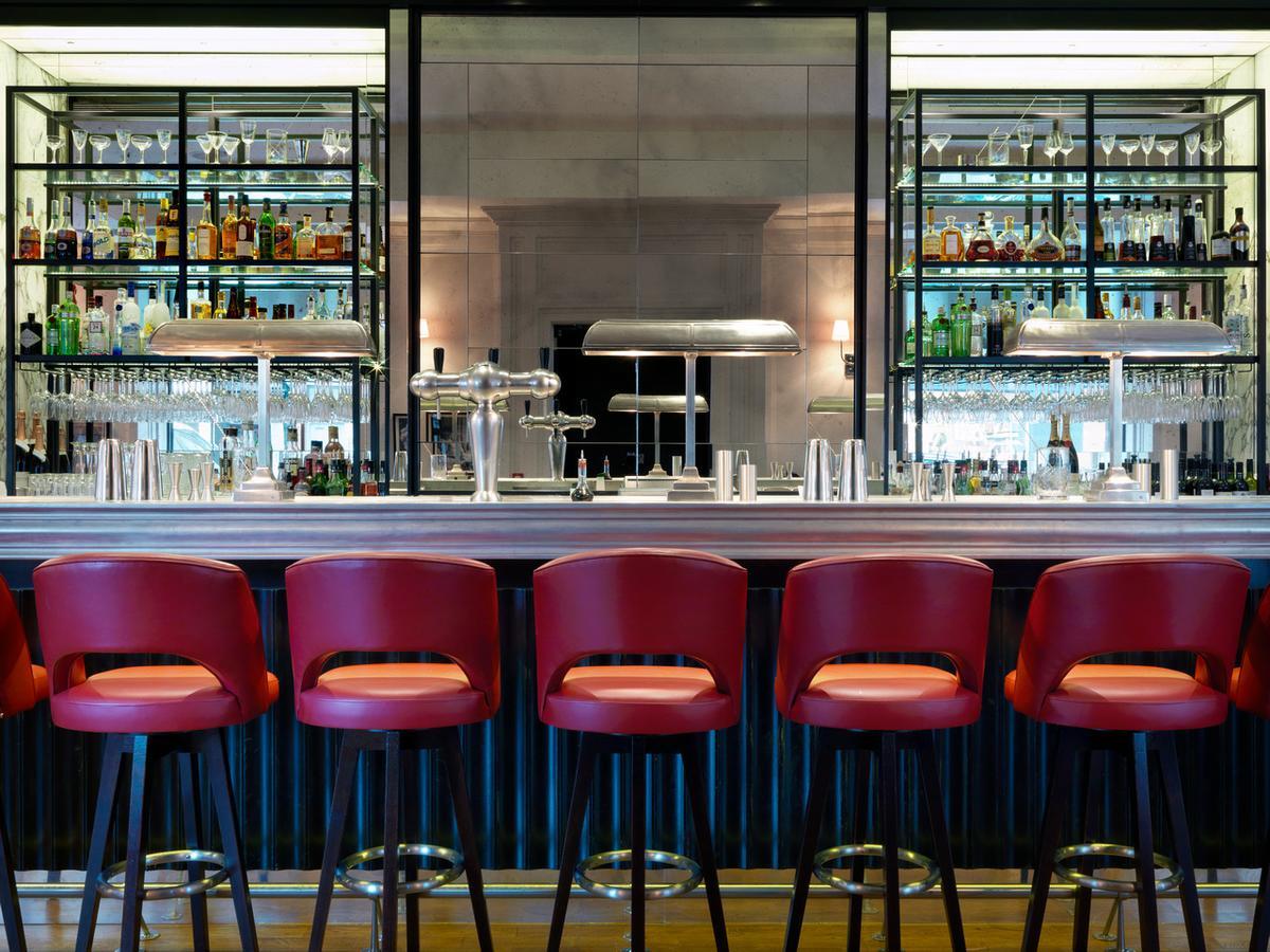 The Marylebone Hotel Londýn Exteriér fotografie The bar at the restaurant